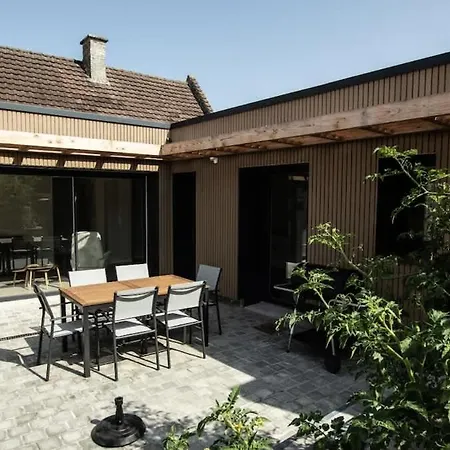 Chez Felix Maison 2